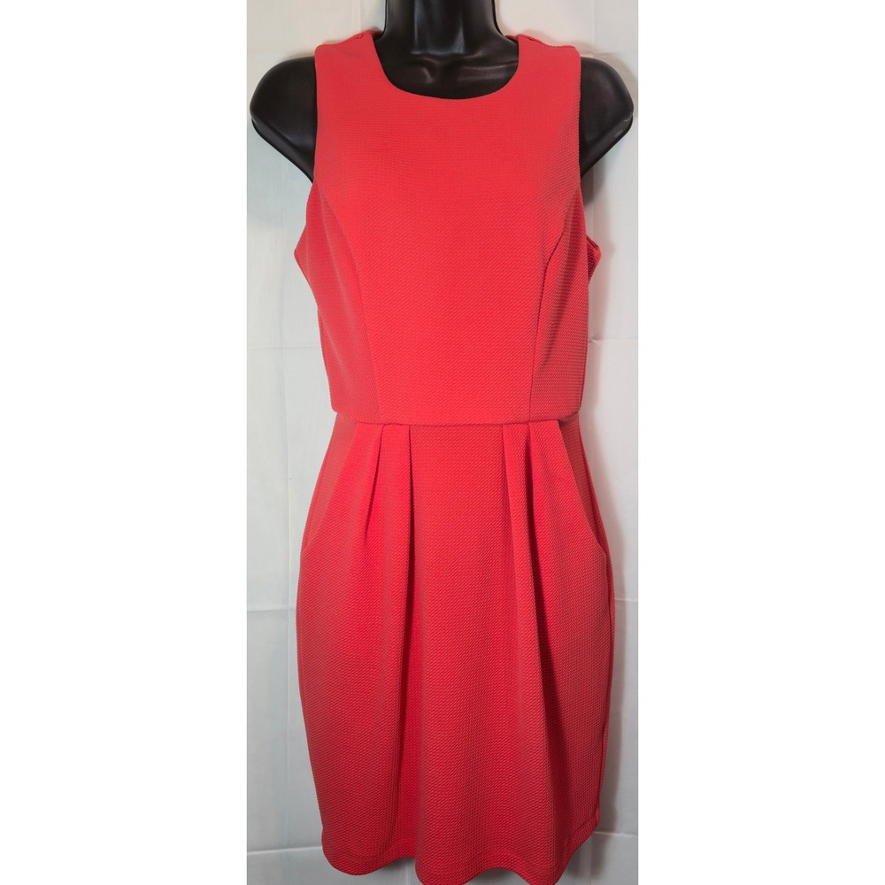 Bisou Bisou Coral Dress Sleeveless Pleated Career Party Cocktail Size 4